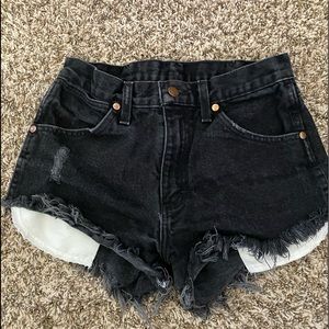 black wrangler shorts